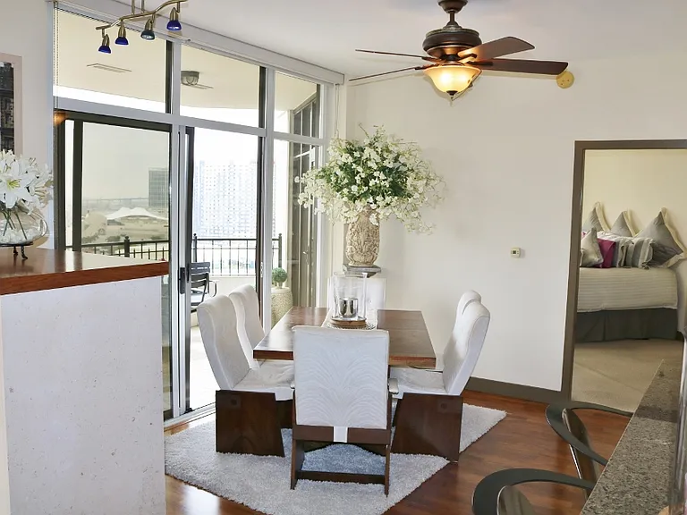 700 W Harbor Dr W #1802 — Photo 2