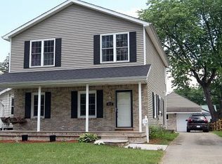 822 Tappan St, Maumee, OH 43537