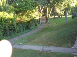 110286 Village Rd, Chaska, MN 55318