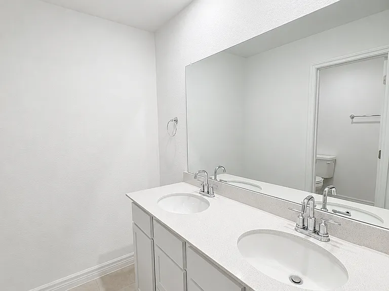 Bathroom 3 - Upstairs