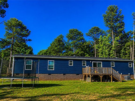 3rd image of 106 Foxcroft Dr