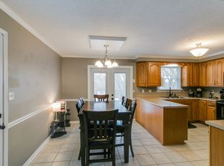 546 Barnes Dr, Clarksville, TN 37040