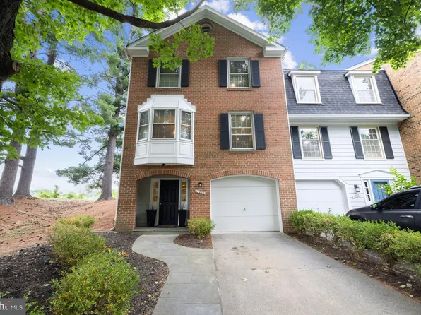 19800 Greenside Ter, Gaithersburg, MD 20886