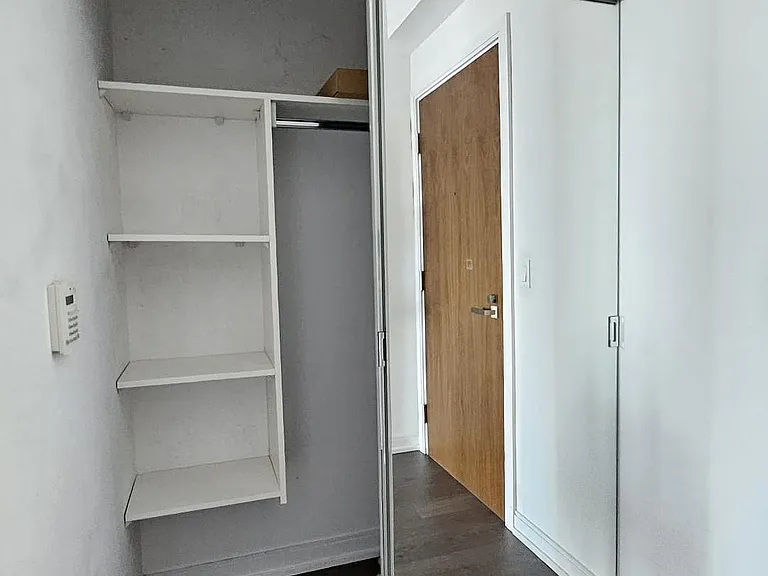 255 Village Green Sq #3309 — Photo 5