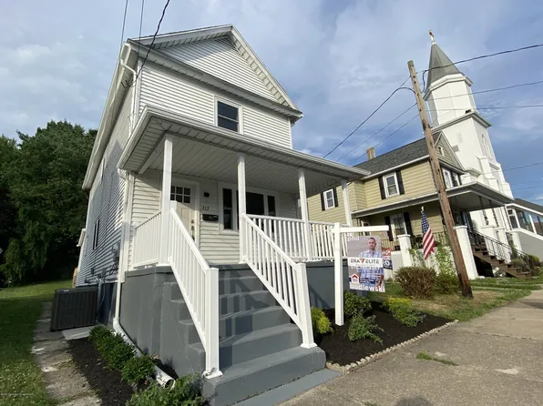 313 Vine St, Old Forge, PA 18518