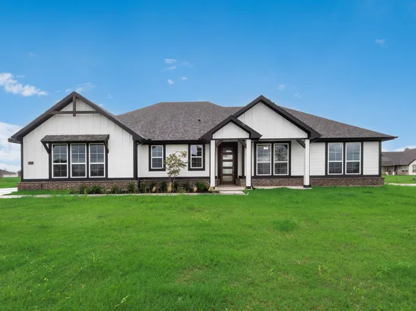 2475 Blackjack Oak Rd, Terrell, TX 75160