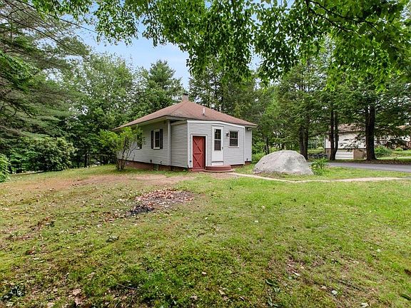 4th image of 1615 Hooksett Road