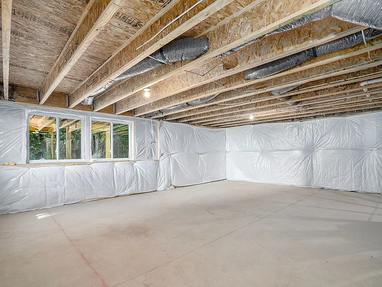 8191 Crestbrook Ct — Photo 28