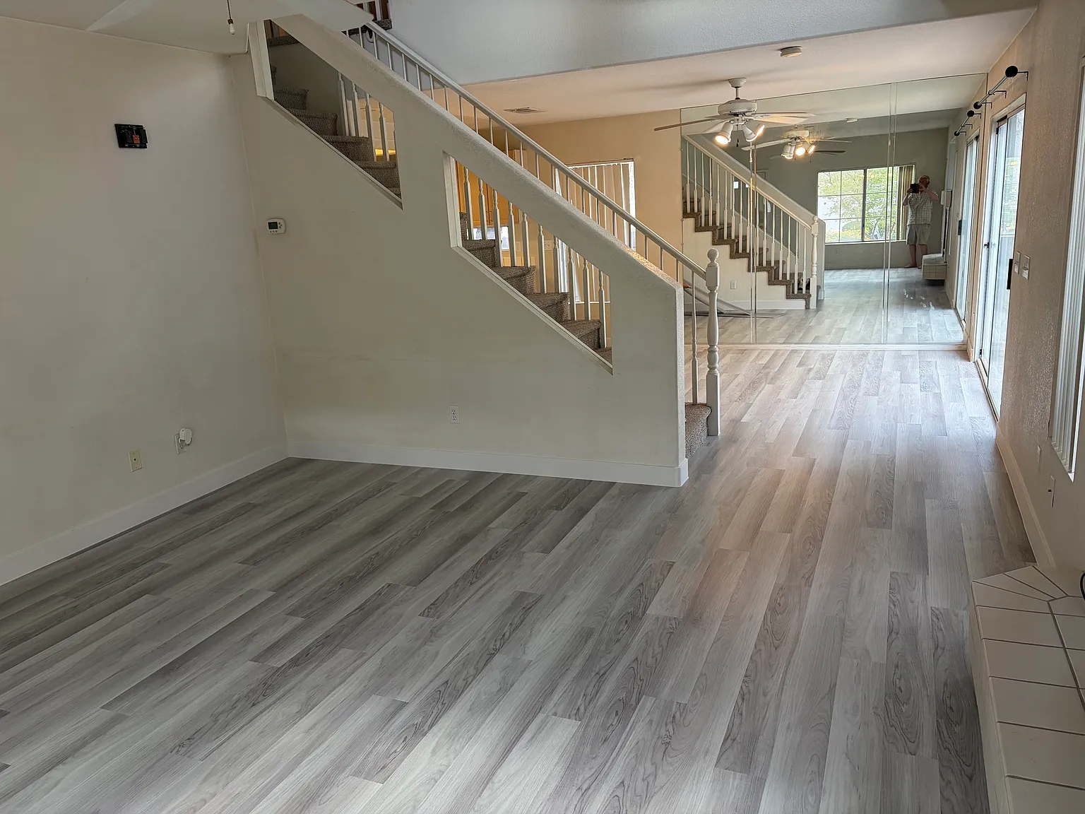 8813 Hampton Green Avenue — Photo 4