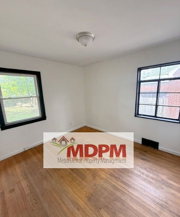 20511 Glastonbury Rd, photo 9