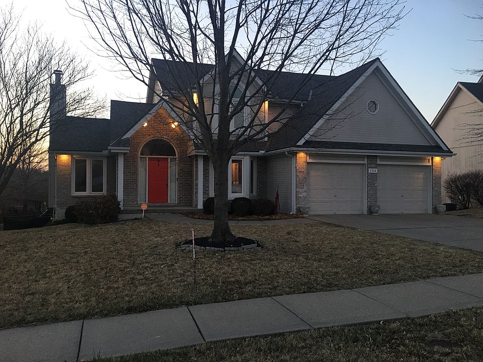 1st image of 1304 Huntington Dr