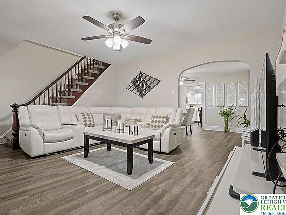 4th image of 532 Eynon St