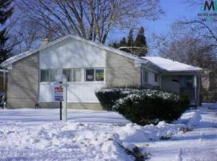21921 Harding St, Oak Park, MI 48237