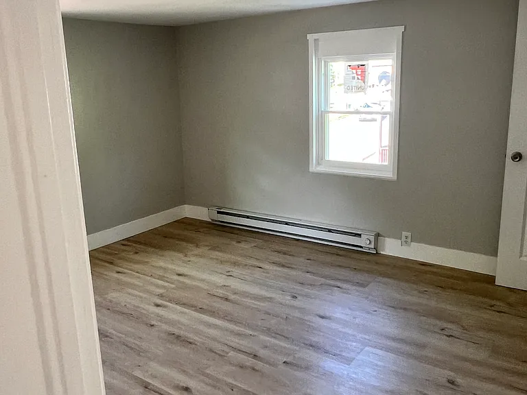 681 Fayette St — Photo 8