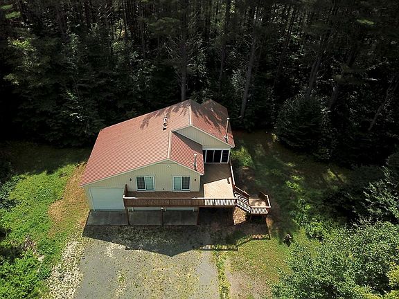 3rd image of 940 Lone Pine Dr