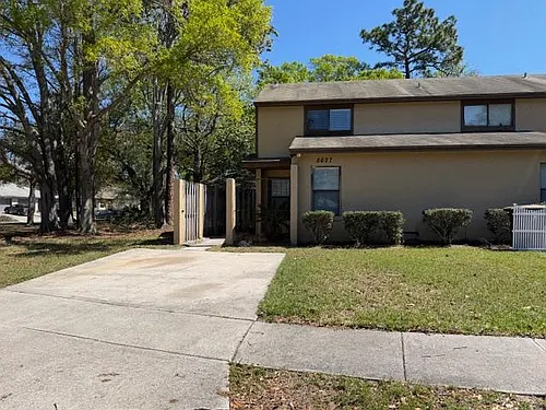5627 Pinebay Cir S Photo 1