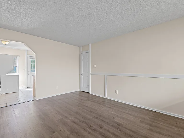 2812 W 66th Pl — Photo 16