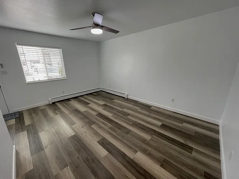 254 Beacon Ct #5 — Photo 7