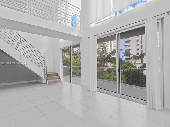 6362 Collins Ave, Miami Beach, FL
