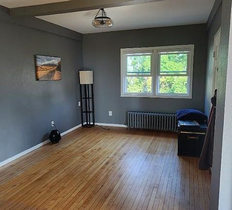 4th image of 415 N Lake Ave #2