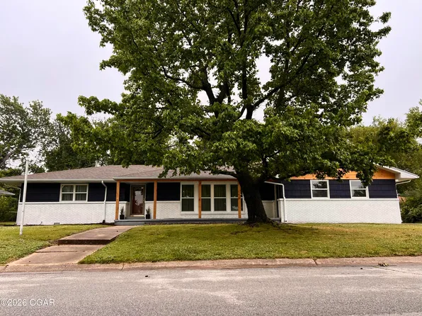 2929 Ohio Ave, Joplin, MO 64804