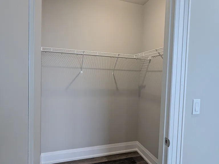 121 King St W — Photo 61
