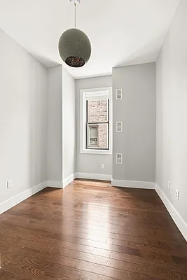 Rented by Compass | media 13