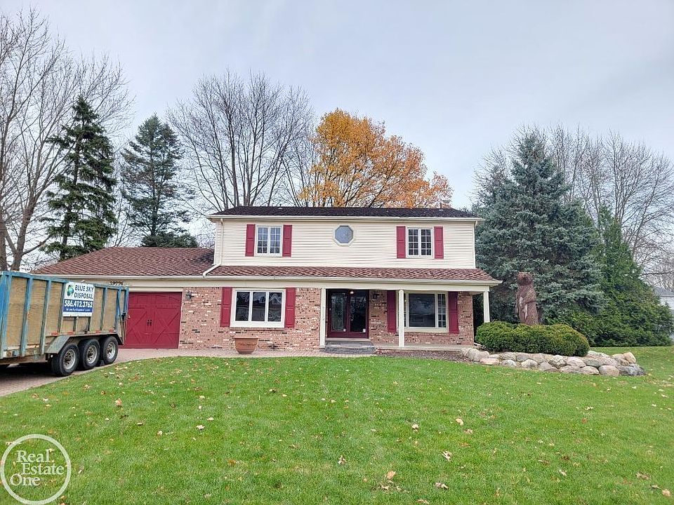 1st image of 39776 Bonnie Ct