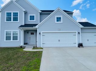 7238 Hopkinton Dr, Kalamazoo, MI 49009