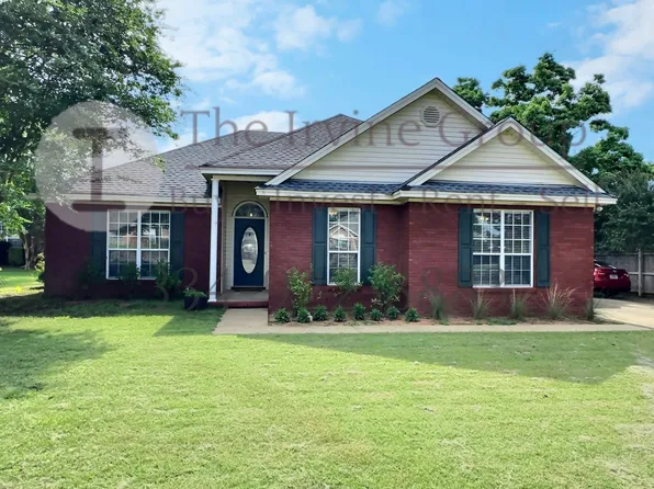 104 Kentucky Ct, Prattville, AL 36066
