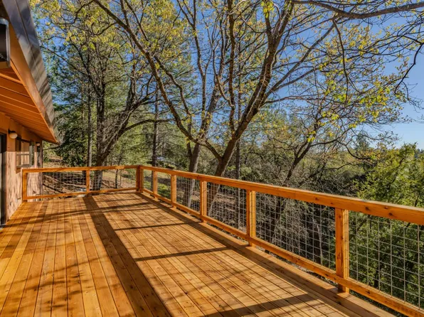 13771 West Ct, Pine Grove, CA 95665
