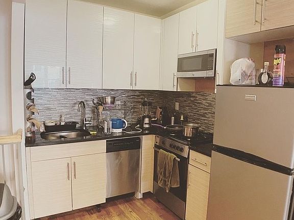 2nd image of 105 Troutman St #1AA