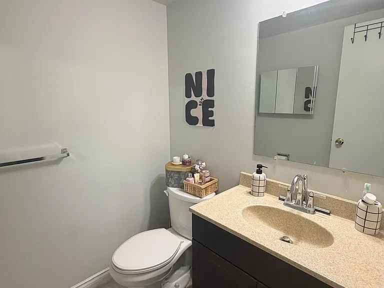 2929 Aquitaine Ave #1001 — Photo 12