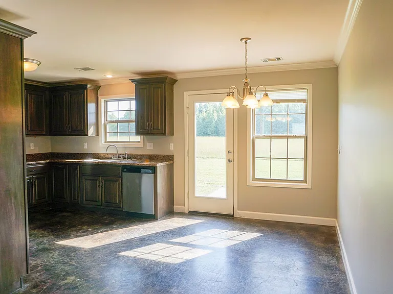 233 County Road 416 — Photo 5