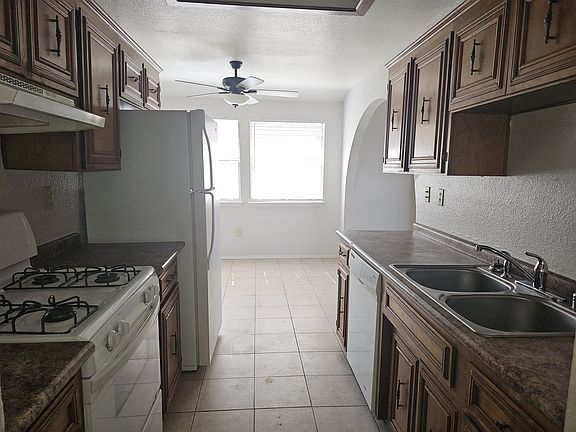 5th image of 1706 Judith Resnik Dr
