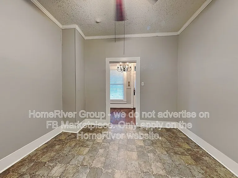 1004 W Gandy St — Photo 5