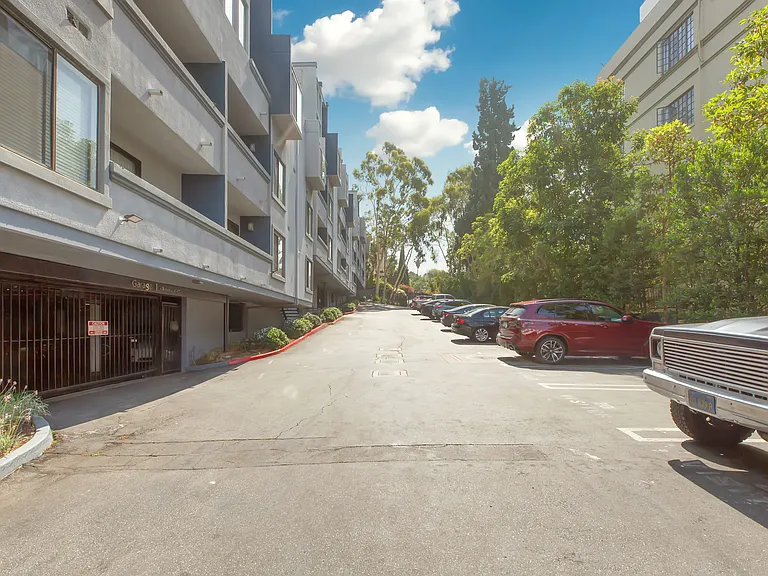 1940 N Highland Ave #3 — Photo 34