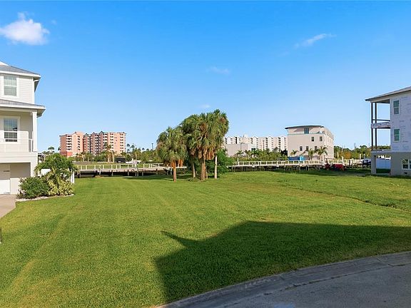 5th image of 5807 ELISABETHAN LANE LOT 11