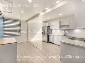 5306 E Polk St