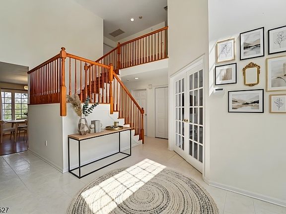 3rd image of 53 Ridge Dr
