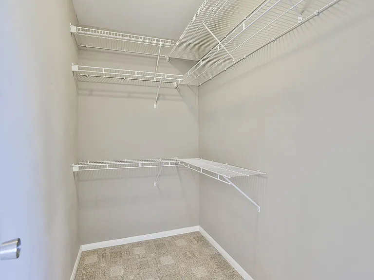 1300 Brentwood Cir #D — Photo 11