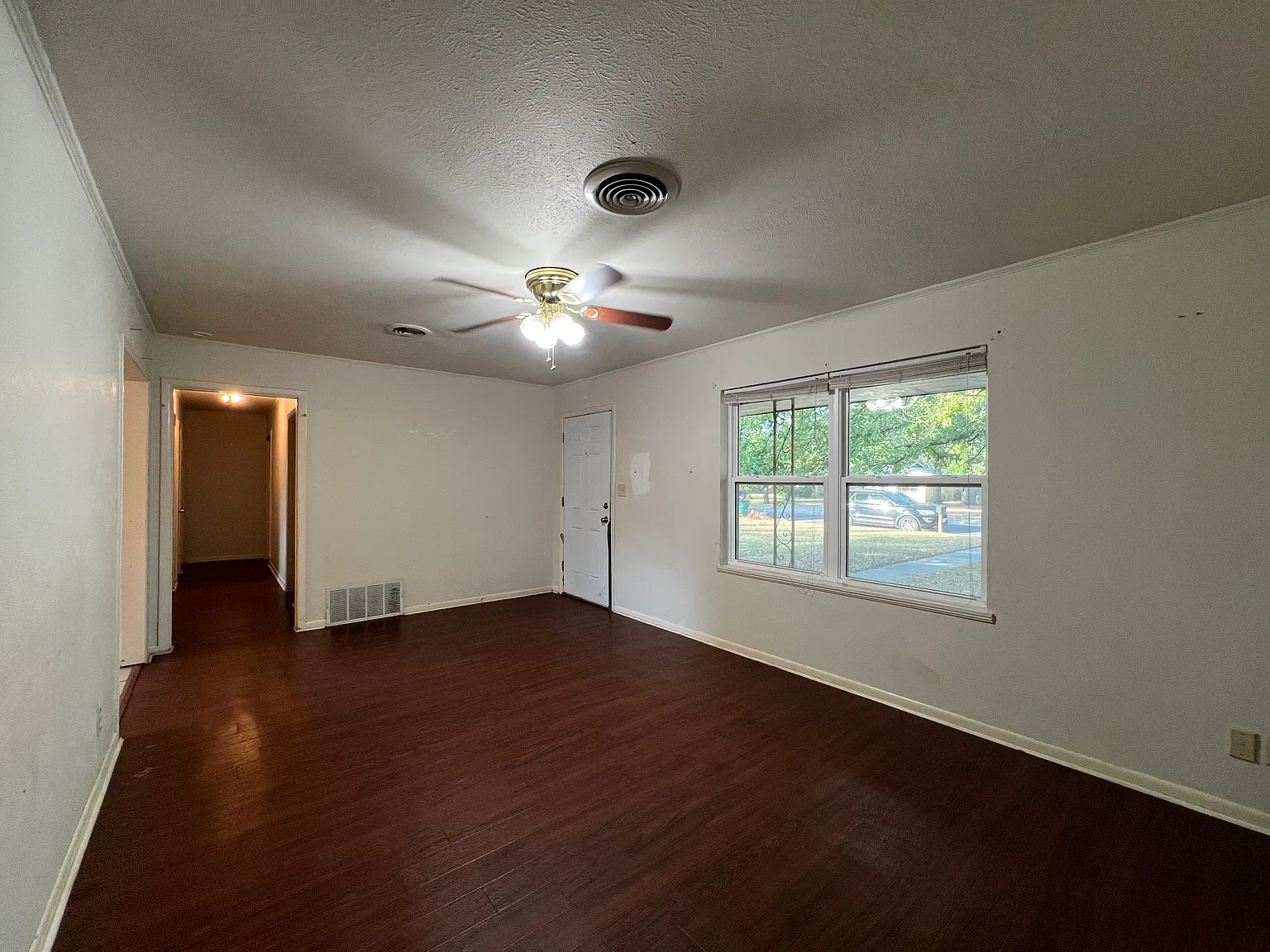 3 bed, 1473 sqft, $1,600 — Photo 2