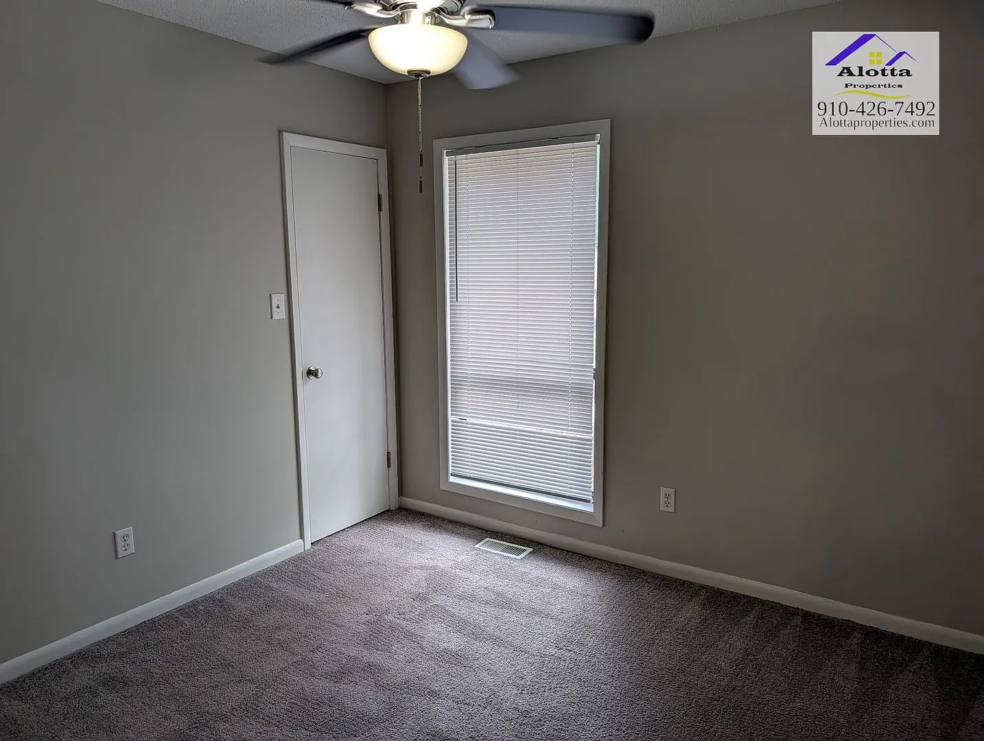 482 Corning Pl. — Photo 2