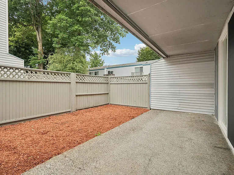 Images Columbia Apartments — Photo 89
