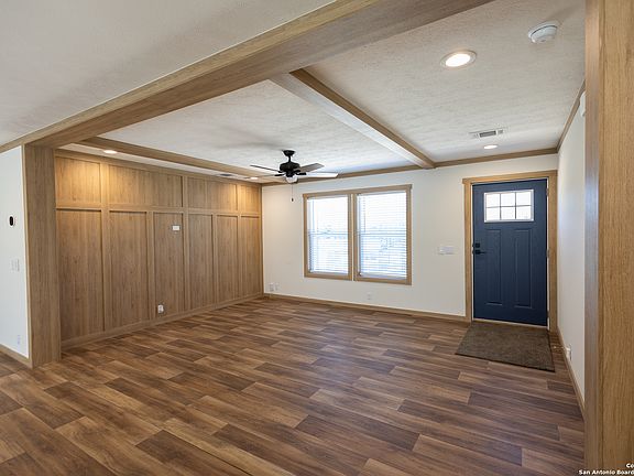 5th image of 1555 Enchanted River Dr.