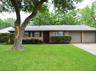 4323 Grapevine St, Houston, TX 77045