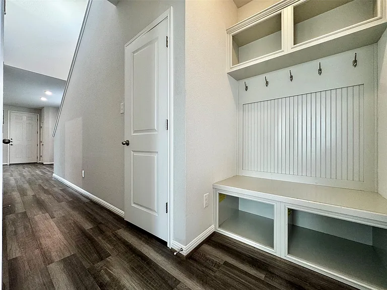 5701 Pleasanton Pkwy — Photo 18