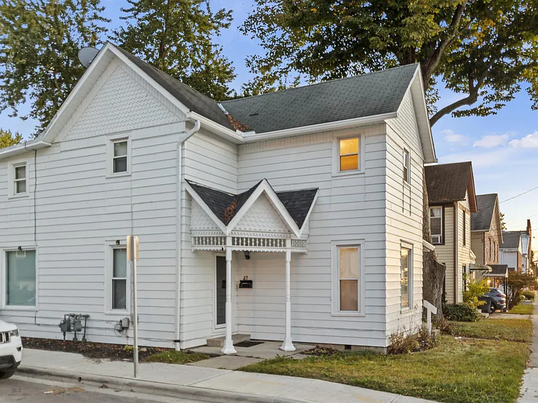 45 E Coshocton St #1 — Photo 12
