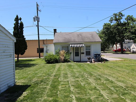 2nd image of 311 S Blaine Ave