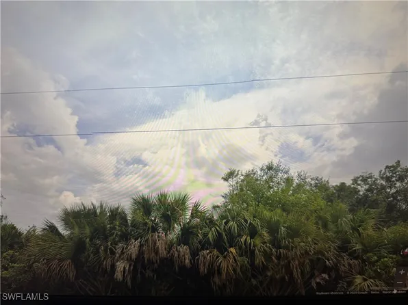 3309 32nd St W, Lehigh Acres, FL 33971